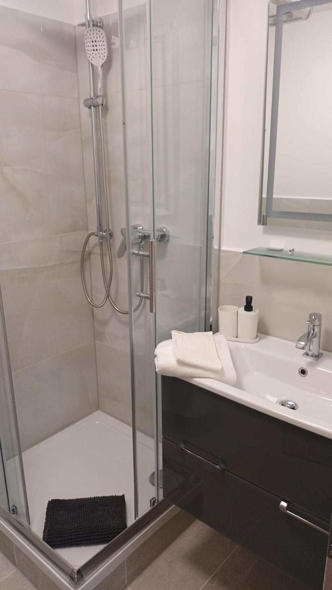 Ferienwohnung Heimelig كابل غرافنهاوسن المظهر الخارجي الصورة